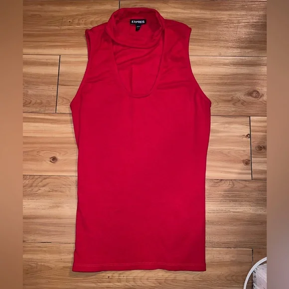 Red choker style shirt - Picture 1 of 1